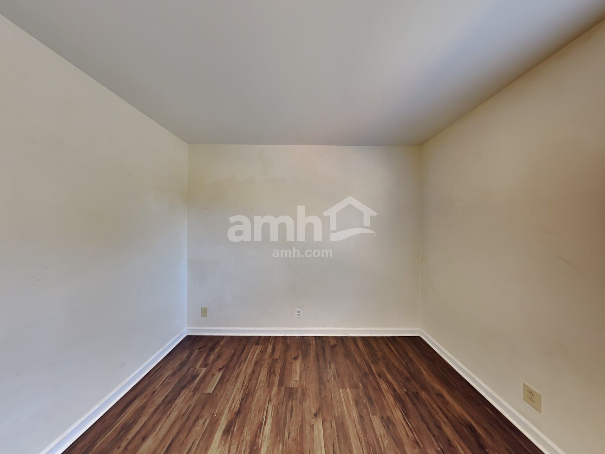 Building Photo - 6337 Willow Oak Dr