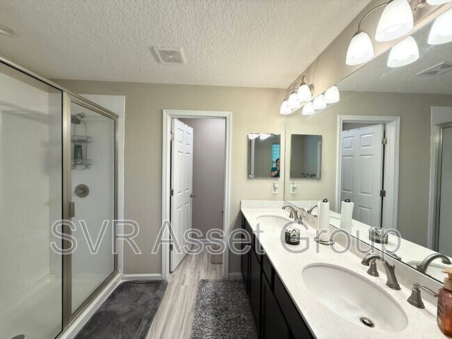 Building Photo - 1116 Persimmon Dr