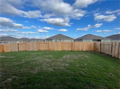 Building Photo - 110 Mountain Maple St