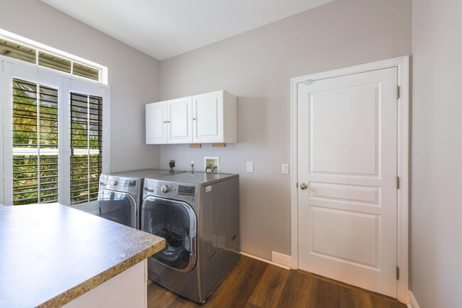 Building Photo - 3315 SE W Snow Rd