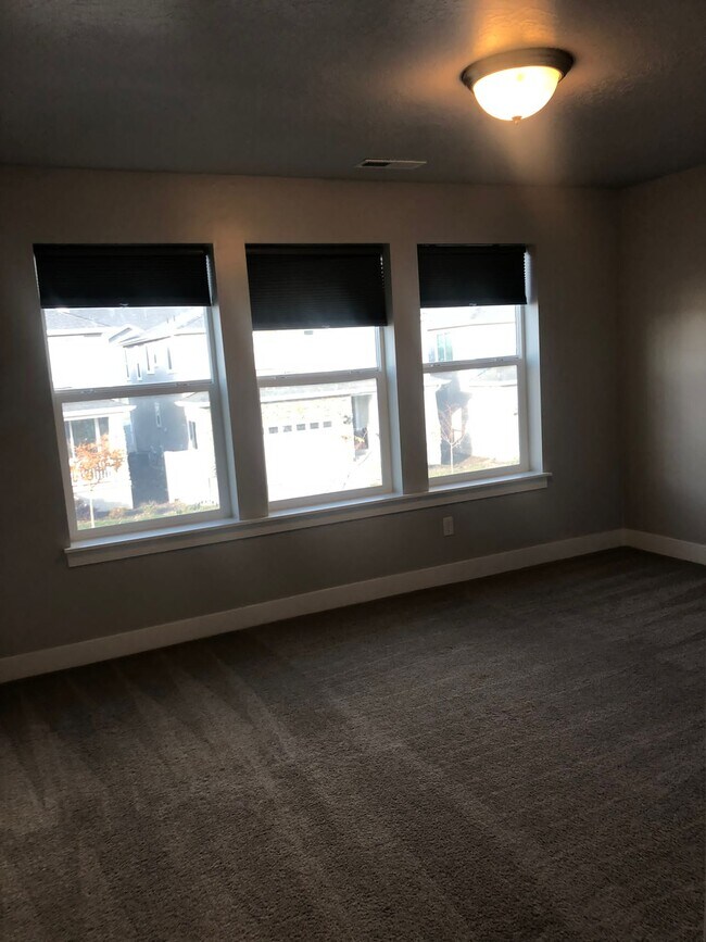 Building Photo - 3929 W 1800 N