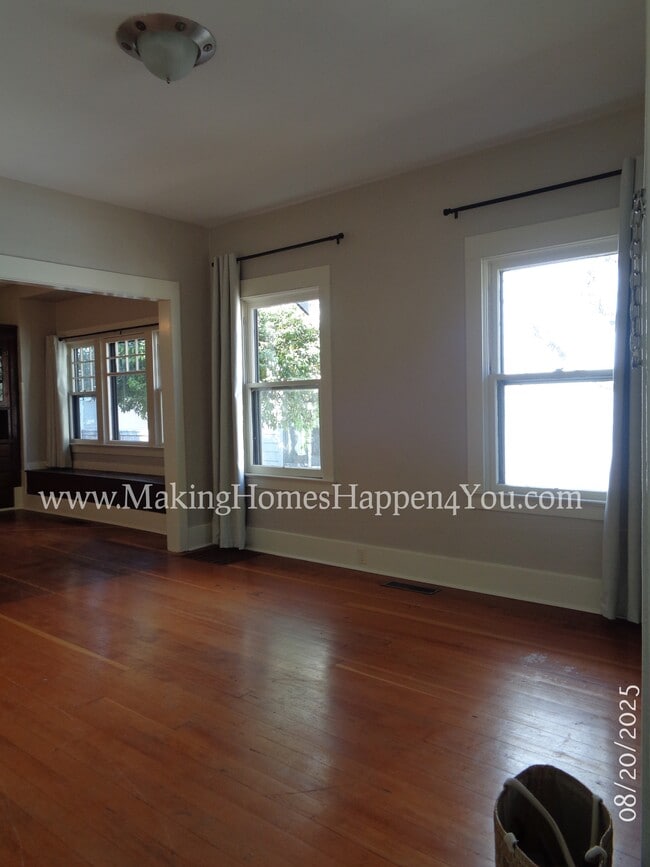 Building Photo - 2160 Trade St SE