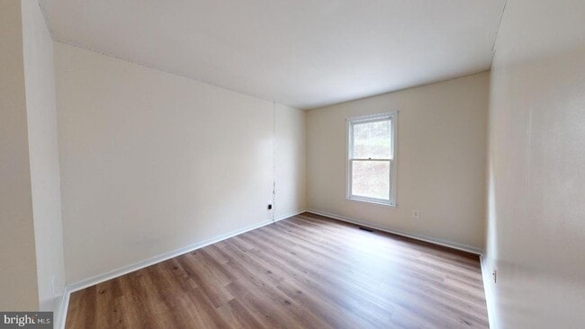 Building Photo - 110 Rolling Hill Ct