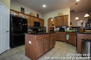 Building Photo - 6103 Geranium