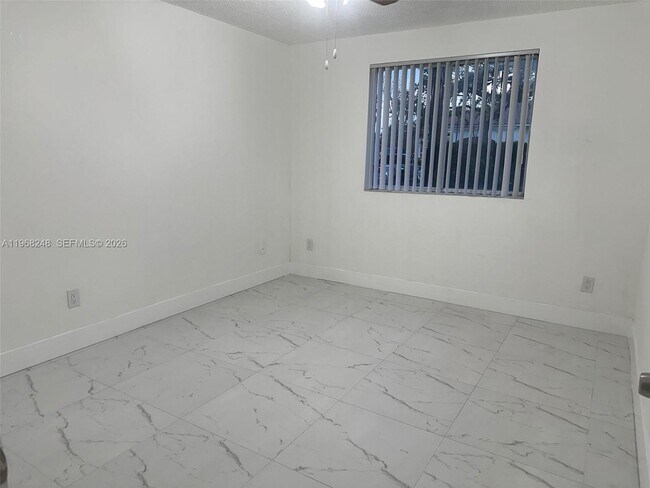 Building Photo - 2600 S University Dr