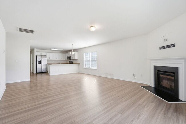 Building Photo - 3916 Sabre Ln