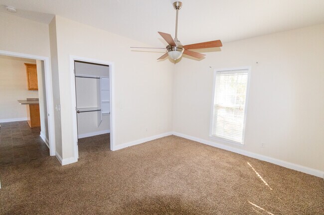 Building Photo - 8100 Burkhalter Rd