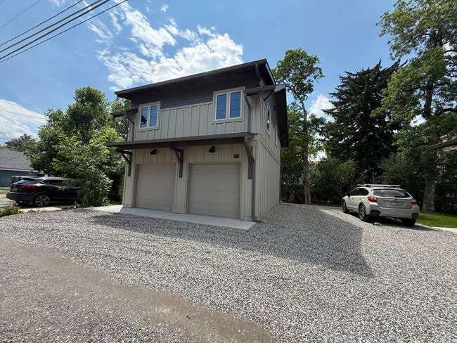 Building Photo - 518 W Hayes St