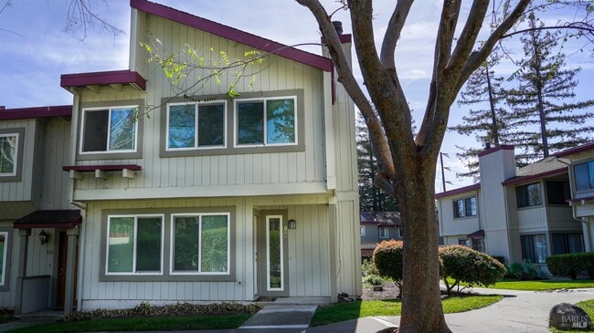 Building Photo - 108 Scotia Ln