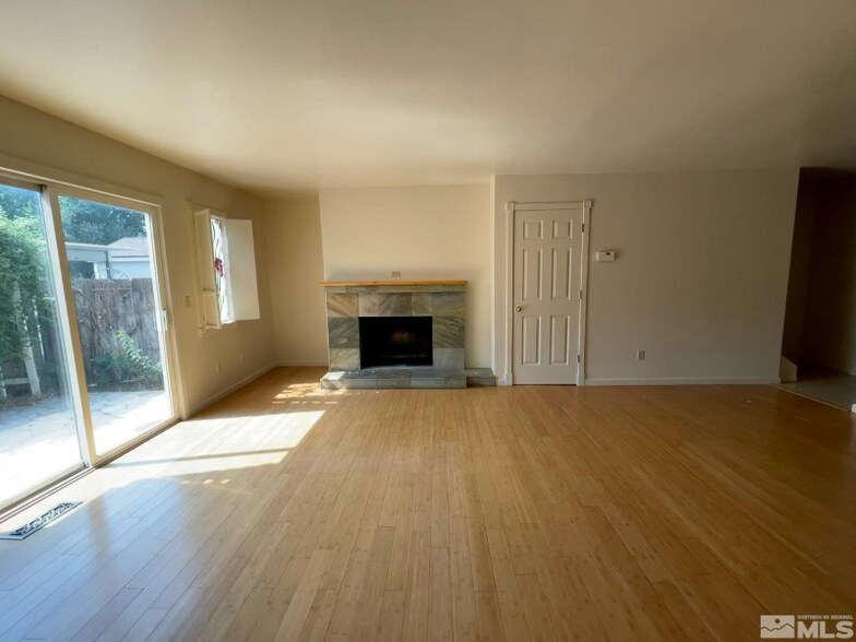 Building Photo - 1365 Kittyhawk Ave