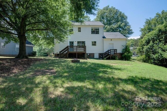 Building Photo - 11205 Vintage Ln