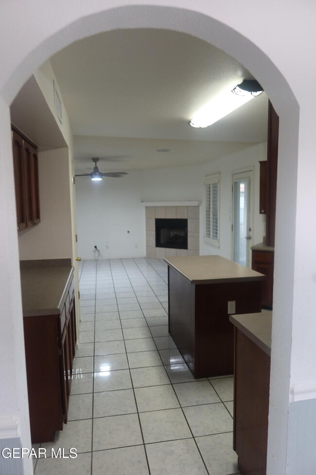 Building Photo - 12520 Twin Leaf Dr