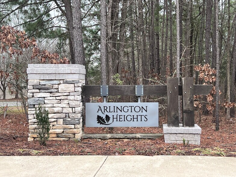 Building Photo - 8520 Silsbee Dr
