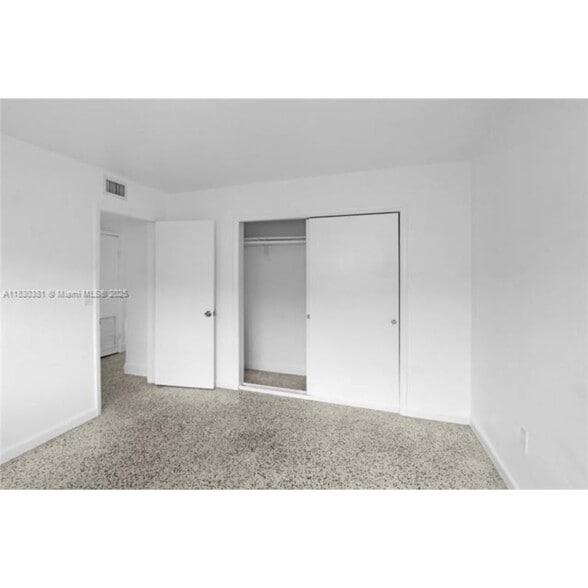 Building Photo - 3531 SW 91st Ave