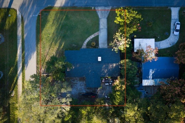 Building Photo - 650 S Park Ave