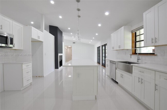 Building Photo - 16760 SW 280th St