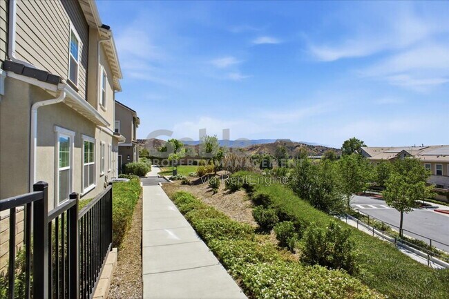 Building Photo - 26425 Choral Ln