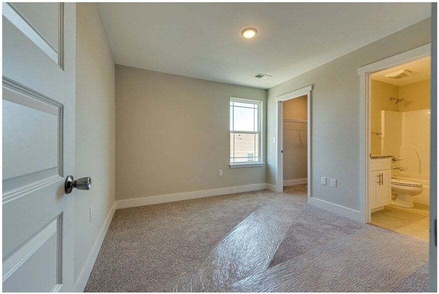 Building Photo - 1027 Wells Way