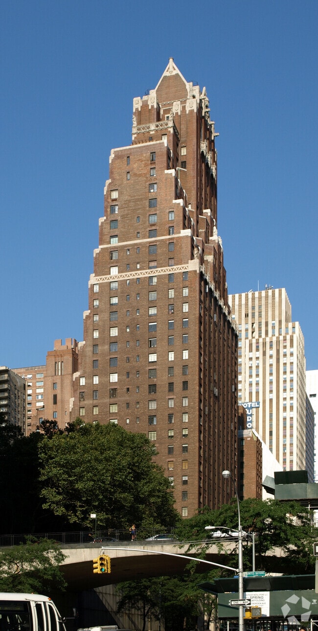 Woodstock Tower 320 E 42nd St New York NY 10017 Apartment Finder