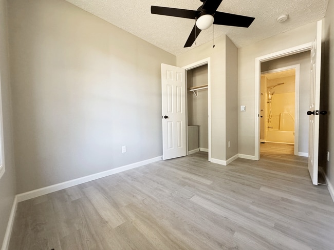 Building Photo - 220 Virginia Ave