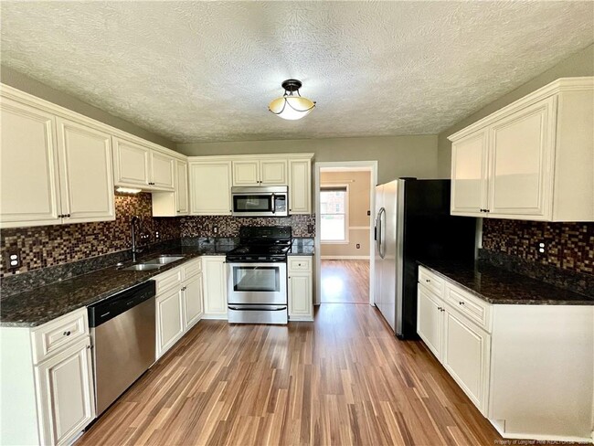 Building Photo - 4206 Buckhurst Dr