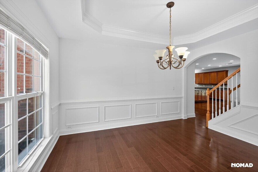 Building Photo - 5485 Sandstone Ct