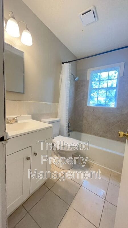 Building Photo - 1745 N 78th St