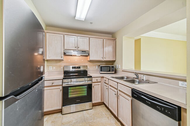 Building Photo - 345 Bayshore Blvd