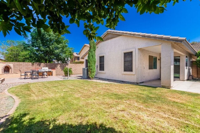 Building Photo - Spacious 3 Bed, 2 Bath Home in Boulder Creek