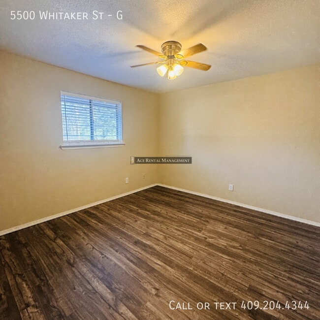 Building Photo - 5500 Whitaker Ave