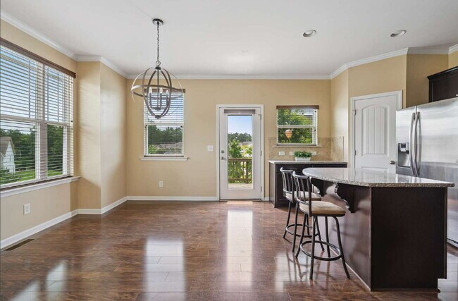 Building Photo - Spacious 3-Bedroom/3.5 Bathroom End-Unit T...
