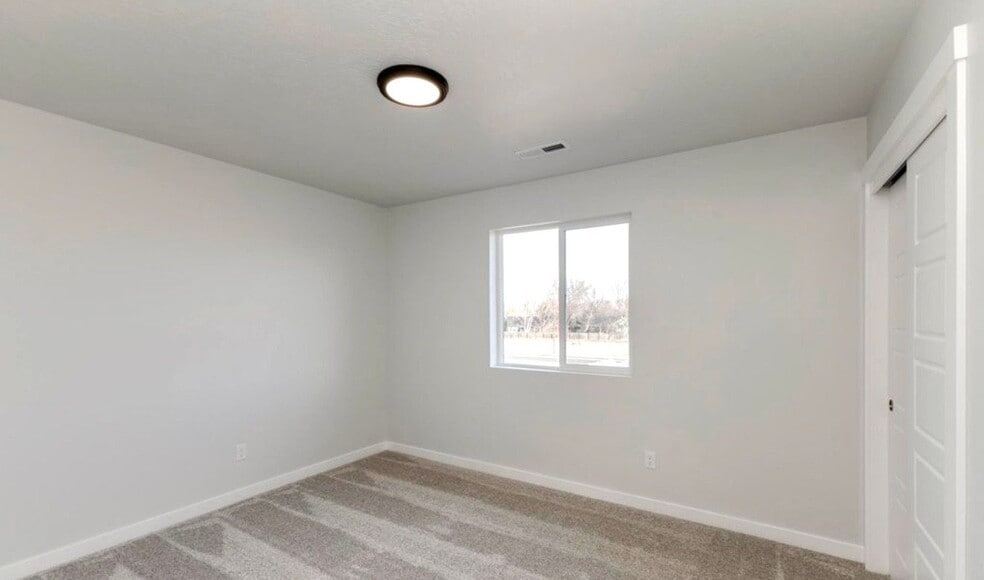 Building Photo - 5034 S Amorita Ave