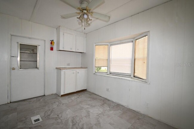 Building Photo - 34904 Fraser St