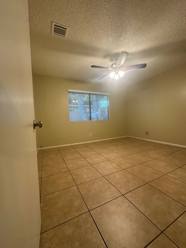 Building Photo - 41423 Adams St