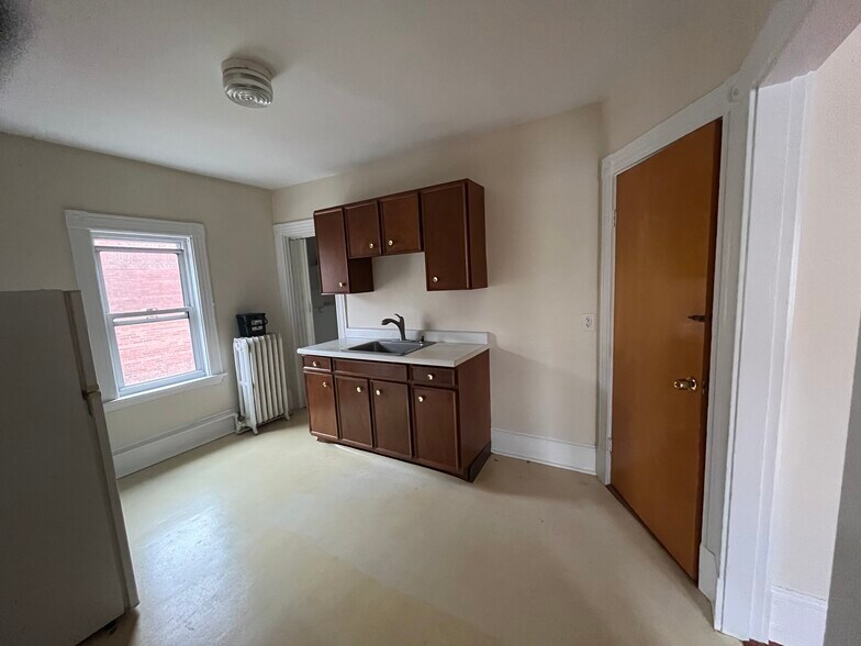 Building Photo - 30 Rindge Ave