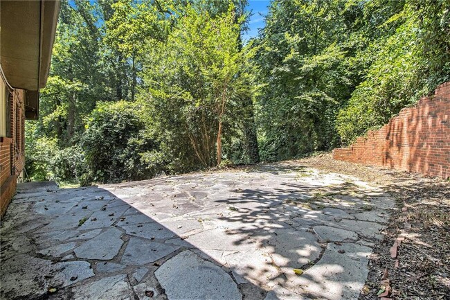 Building Photo - 1174 Arborvista Dr NE