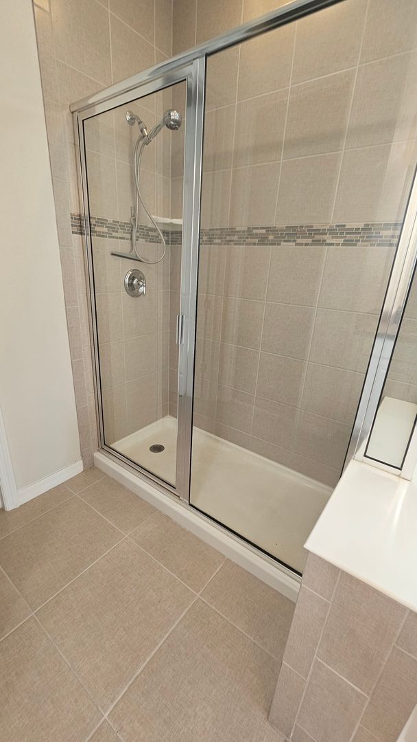 Building Photo - Immaculate Home in Guard Gated Community with Resort Style Amenities