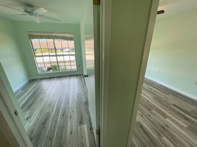 Building Photo - Keonekai Village Unfurnished Unit Available