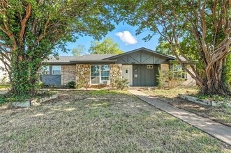 Building Photo - 3601 Blue Ridge Ln