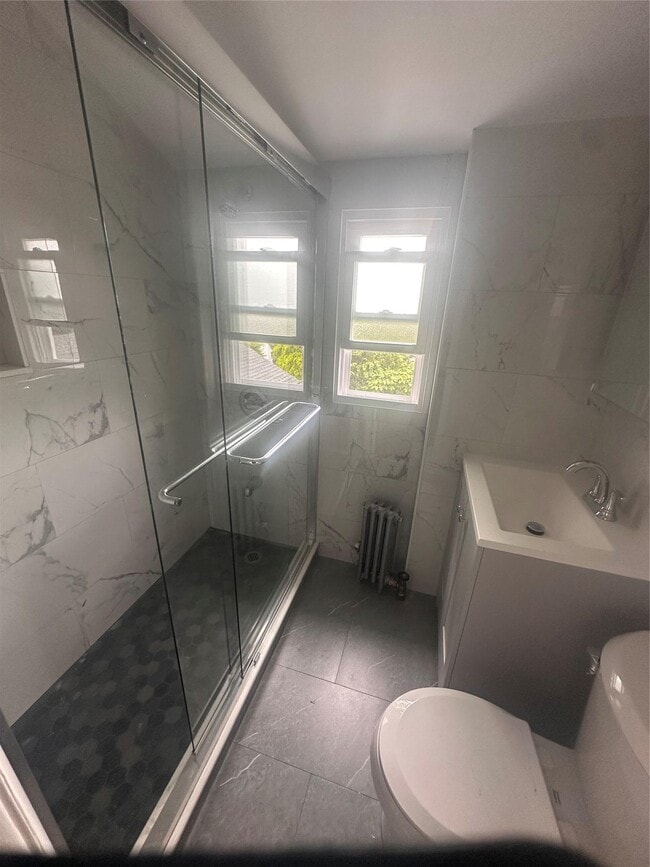 Building Photo - 57 Netherwood Dr