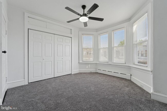 Building Photo - 127 W Albanus St