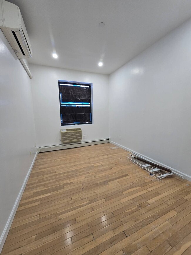 Building Photo - 1111 Sheepshead Bay Rd