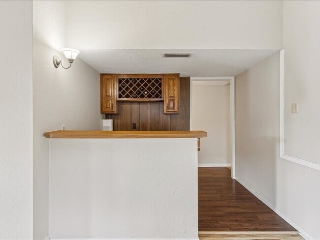 Building Photo - 3902 Broken Elm Dr