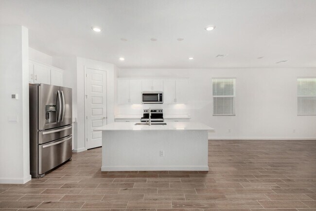 Building Photo - 17824 W Vogel Ave