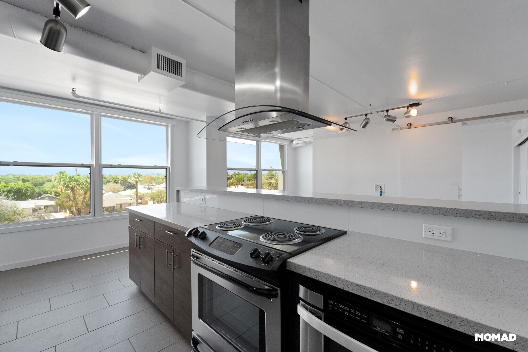 Kitchen - 535 W Thomas Rd