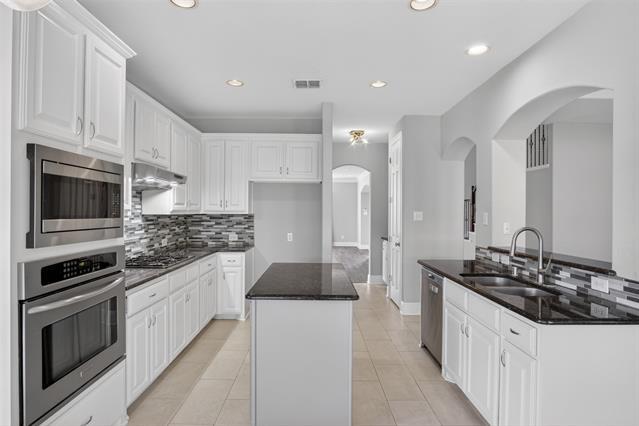 Building Photo - 10115 Stone Harbor Way
