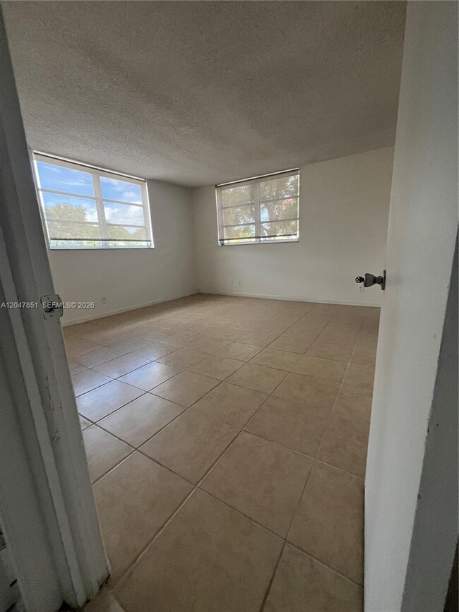 Building Photo - 403 NW 68th Ave