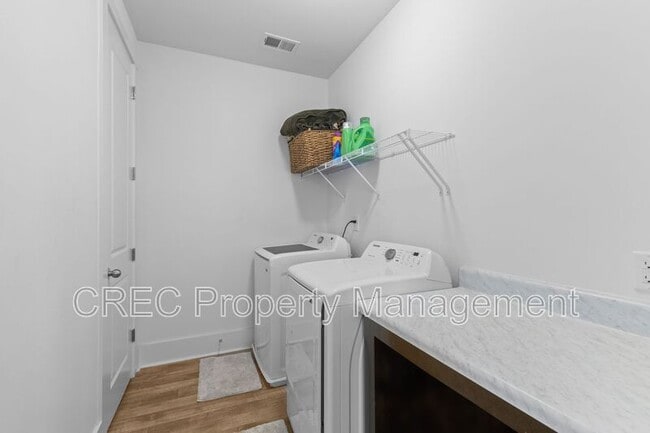 Building Photo - 1223 Homecoming Blvd