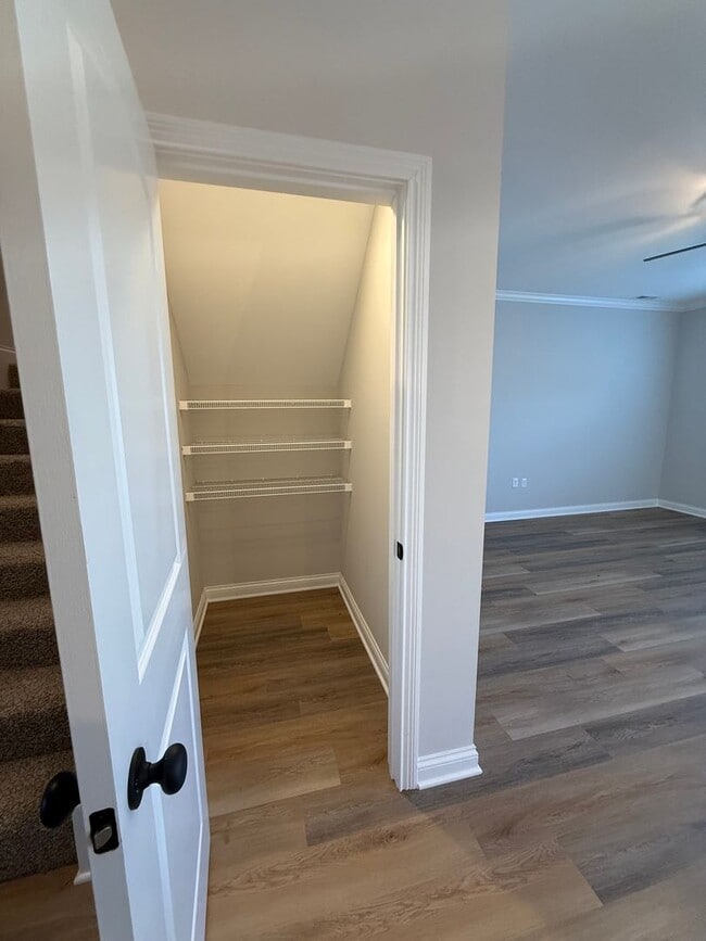 Building Photo - 3BD/2.5BA in SOUTH WARREN school district