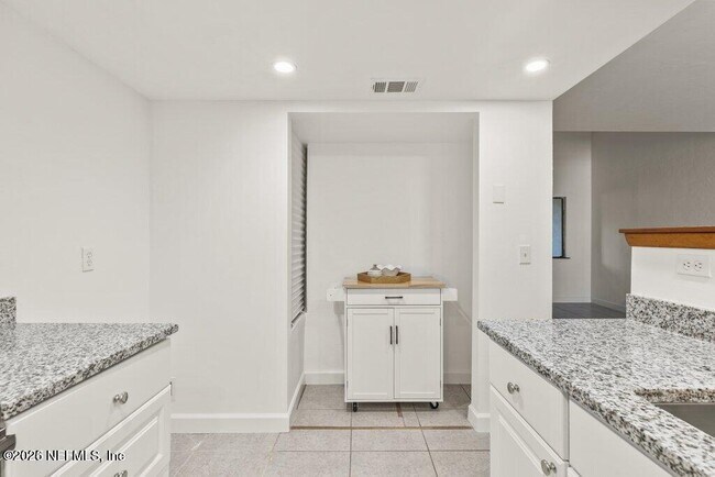 Building Photo - 2885 Sand Castle Ln